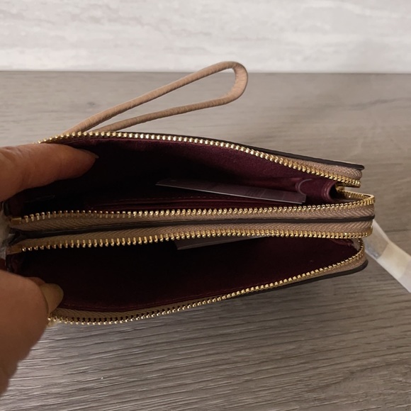 NWT Coach Double Corner Zip Wristlet - Picture 9 of 12